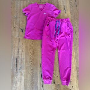 Berry Figs Jogger Set!